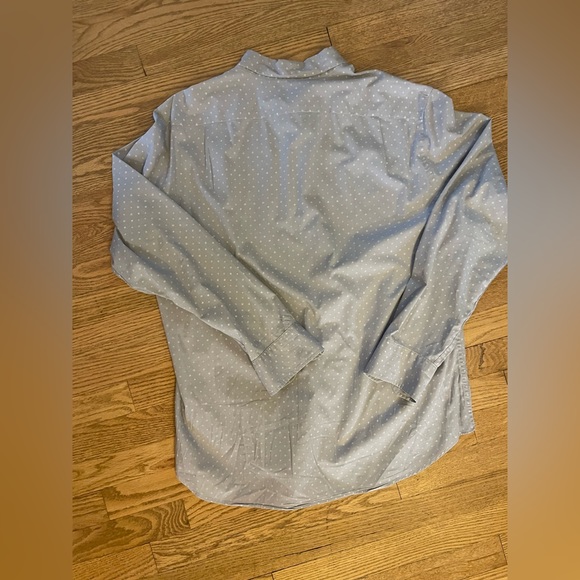 J Crew Long Sleeve Button Up - Flex Fit - Picture 2 of 4